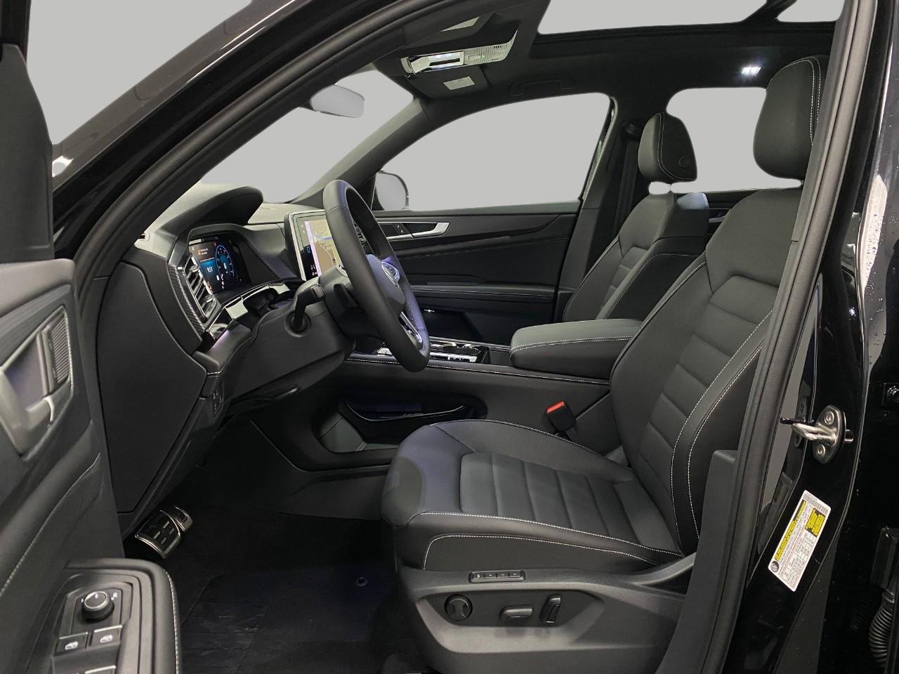New 2026 Volkswagen Atlas Cross Sport SEL R-Line image 31