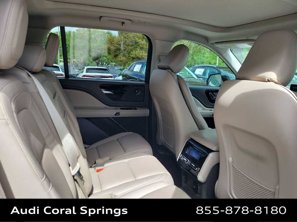 Used 2023 Lincoln Aviator Reserve RWD image 21