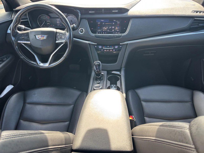 Used 2023 Cadillac XT6 Luxury AWD/4WD image 13