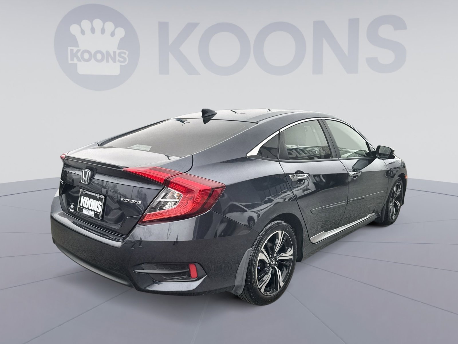 Used 2018 Honda Civic Touring image 7