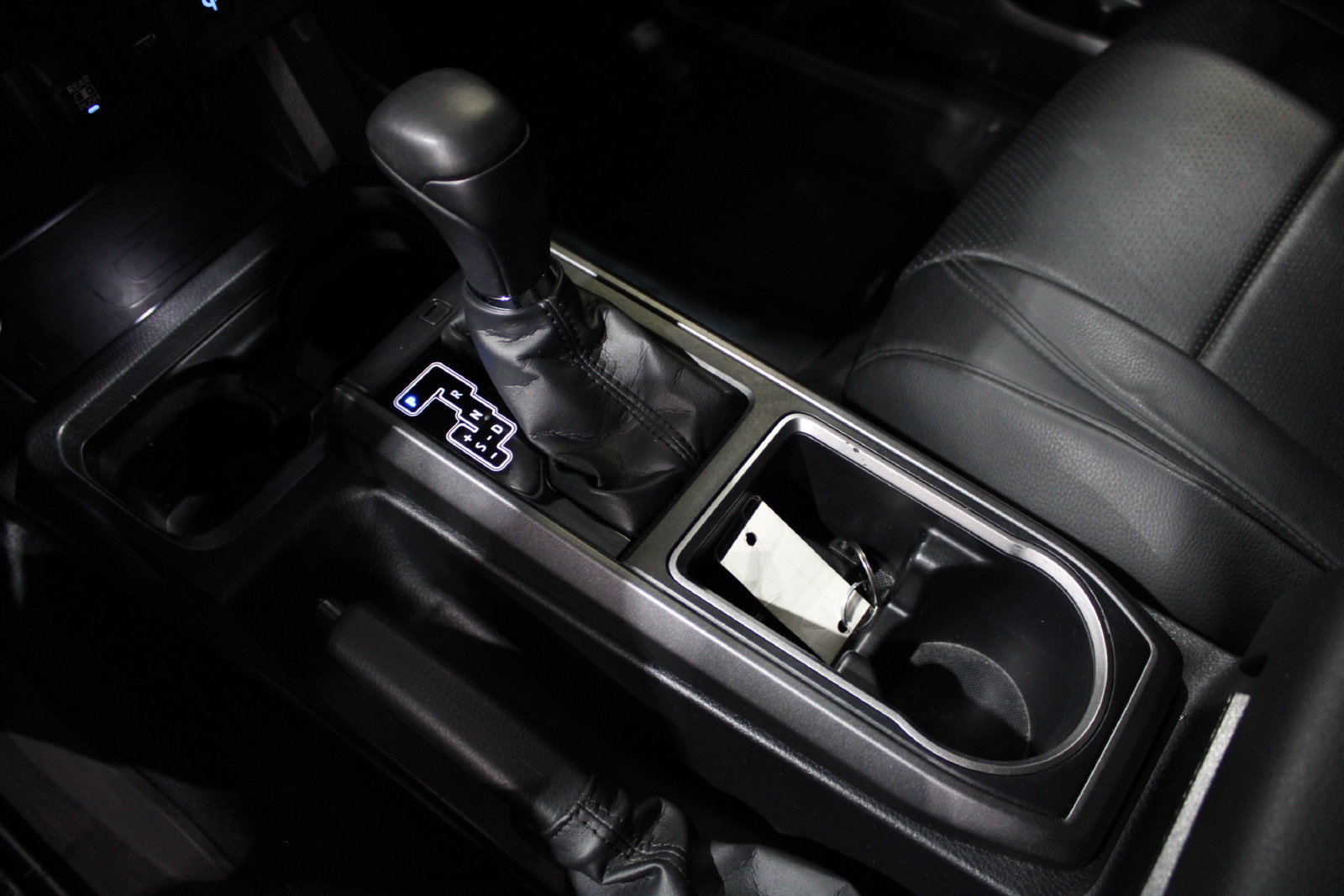 Used 2022 Toyota Tacoma TRD Off-Road AWD/4WD image 41
