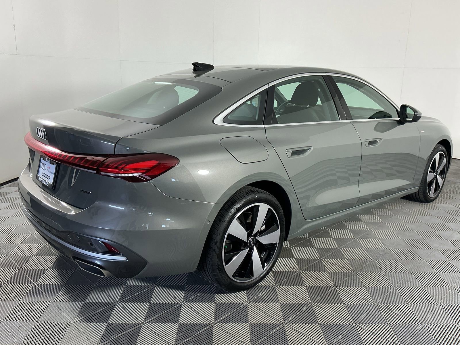 Used 2025 Audi A5 2.0T Premium Plus w/ Premium Plus image 9