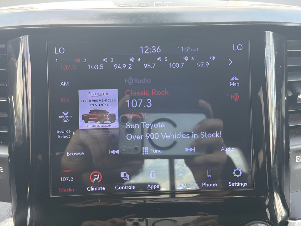 Used 2020 RAM 1500 Big Horn AWD/4WD image 32