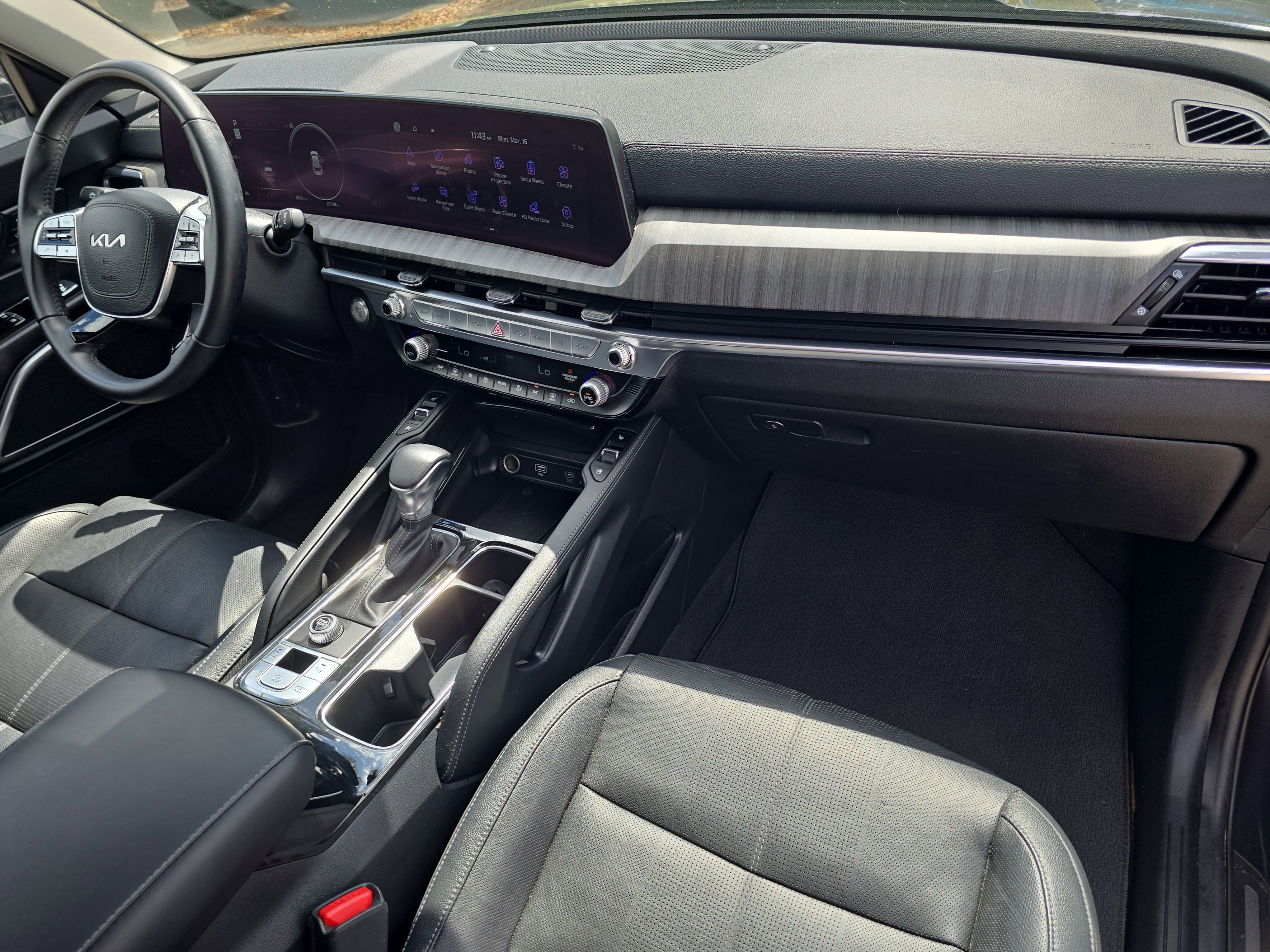 Certified 2024 Kia Telluride SX image 12