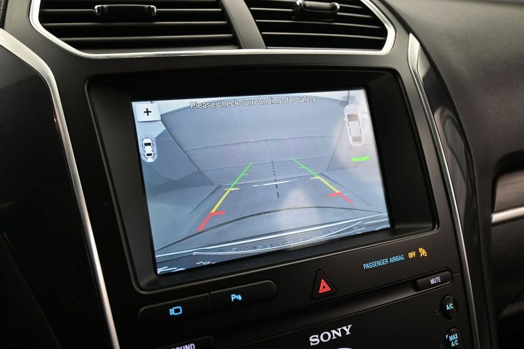 Certified 2019 Ford Explorer Limited FWD image 16