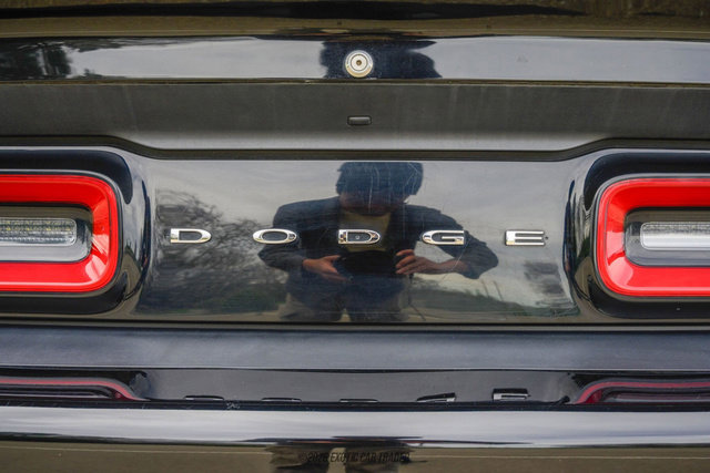 Used 2016 Dodge Challenger SRT Hellcat image 86