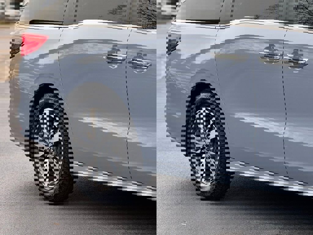 Used 2023 Honda Odyssey Touring image 7