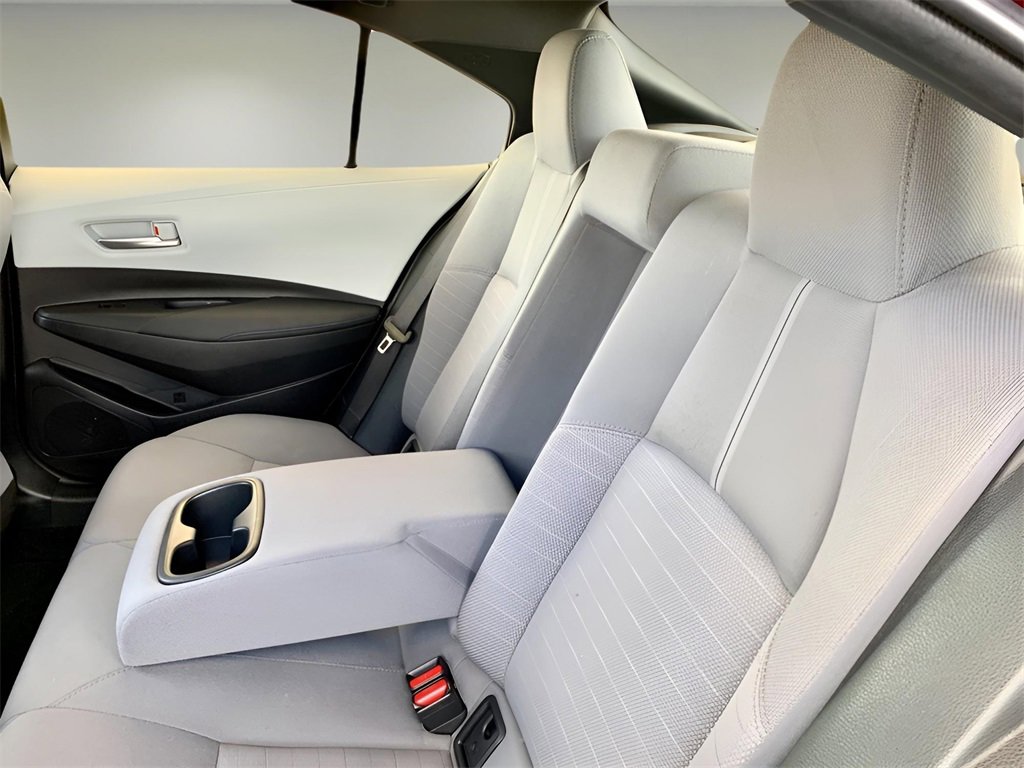 Used 2022 Toyota Corolla SE image 17