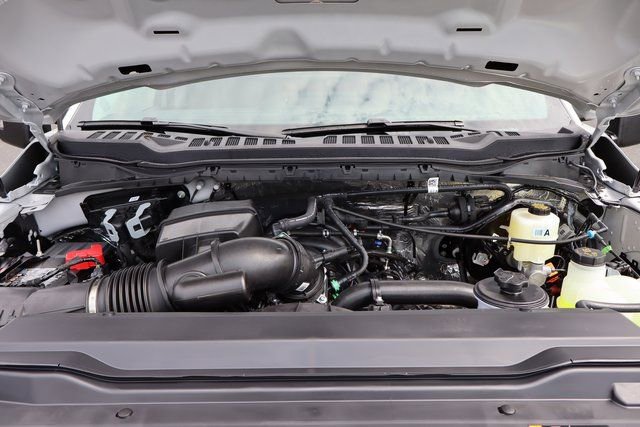 New 2025 Ford F350 XLT AWD/4WD image 32