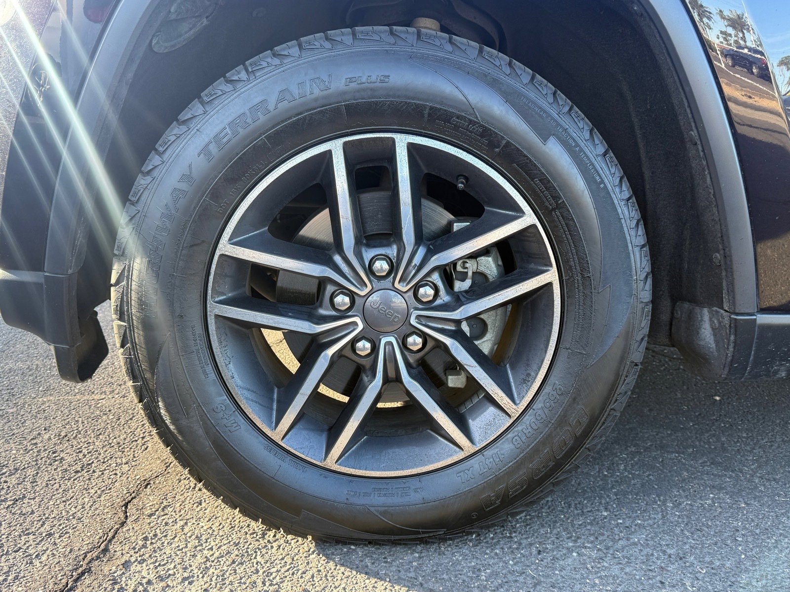 Used 2019 Jeep Grand Cherokee Limited w/ Luxury Group II image 5