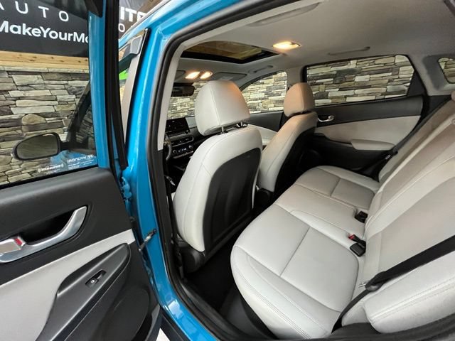 Used 2022 Hyundai Kona Limited AWD/4WD image 38