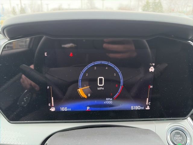 Certified 2025 Chevrolet Trax LT w/ LT Convenience Package image 14