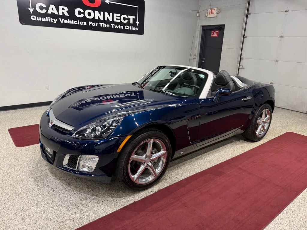 Used 2007 Saturn Sky Red Line RWD image 2