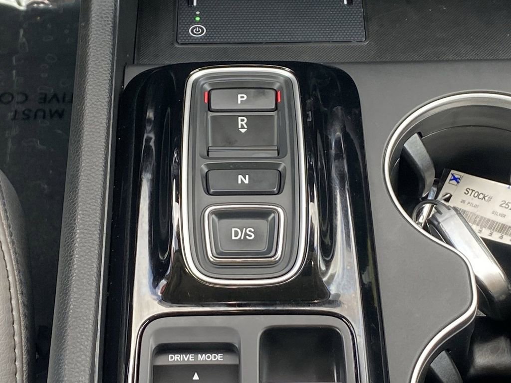 Used 2025 Honda Pilot EX-L image 34