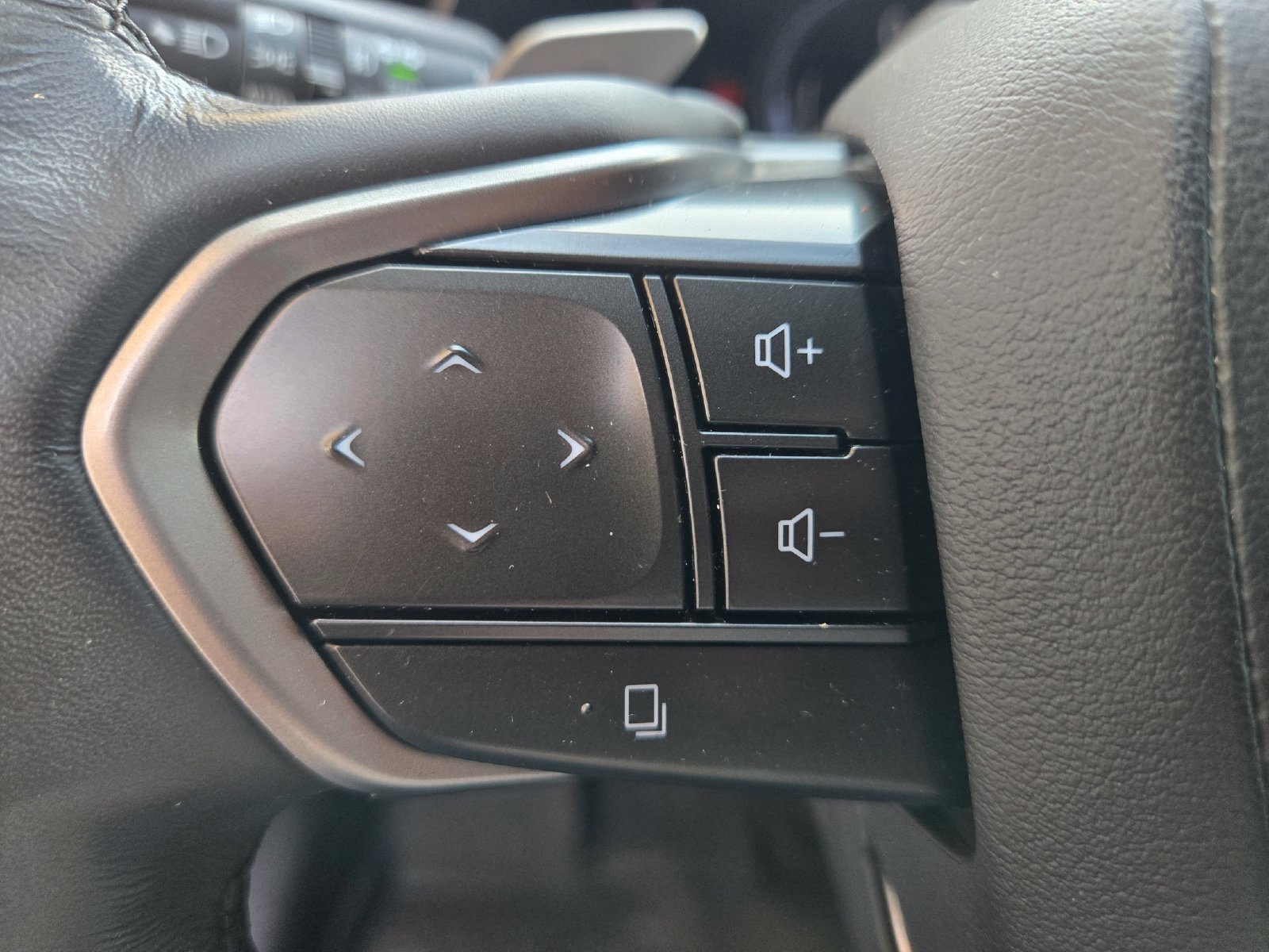 Used 2023 Lexus RX 350 Premium Plus w/ Accessory Package (Z1) FWD image 12
