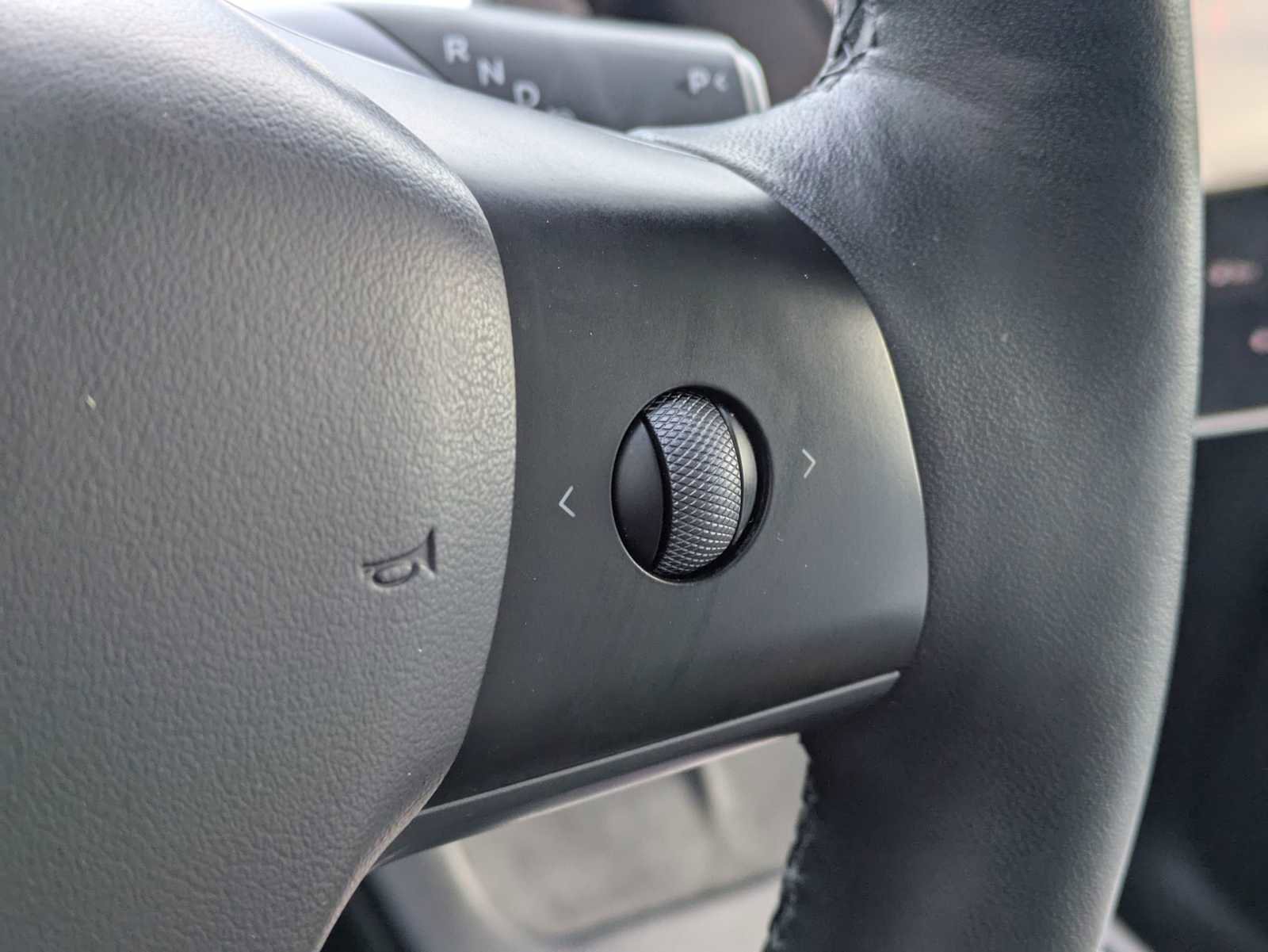 Used 2023 Tesla Model Y Long Range image 25