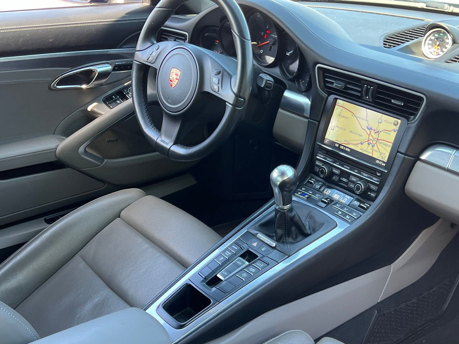 Certified 2015 Porsche 911 Targa 4 AWD/4WD image 18