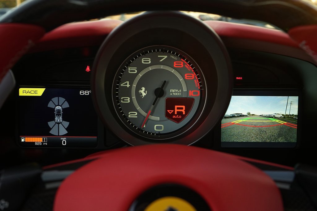 Used 2023 Ferrari F8 Tributo image 15