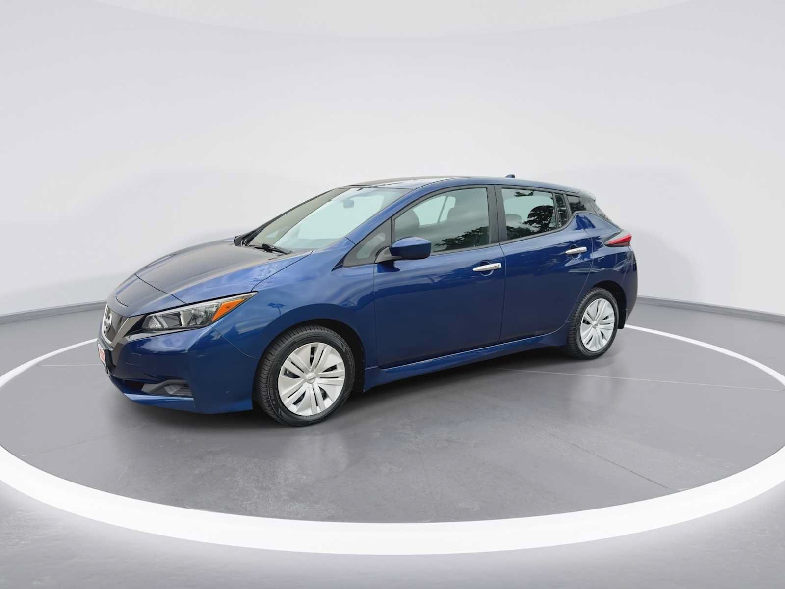 Used 2022 Nissan Leaf S FWD image 4