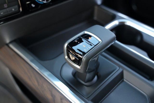 New 2026 GMC Sierra 1500 SLT image 23