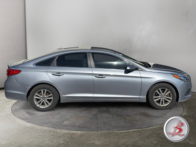 Used 2016 Hyundai Sonata SE FWD image 8