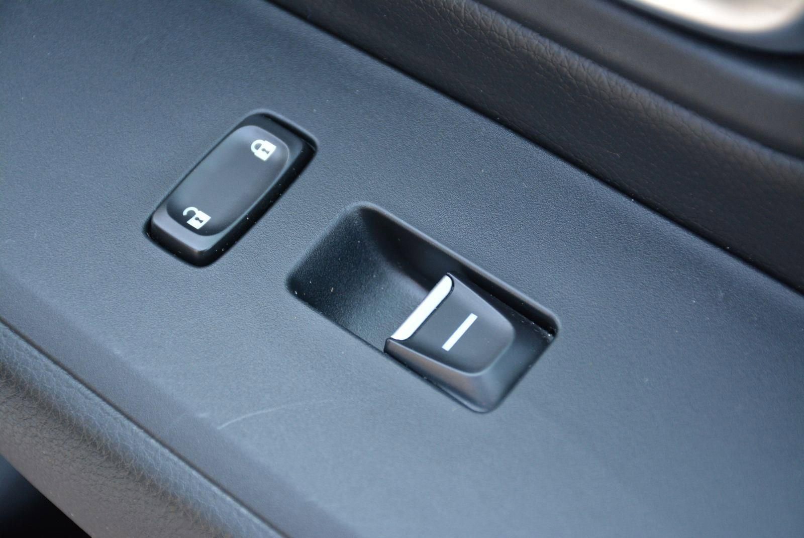 Used 2025 Honda Pilot TrailSport image 23