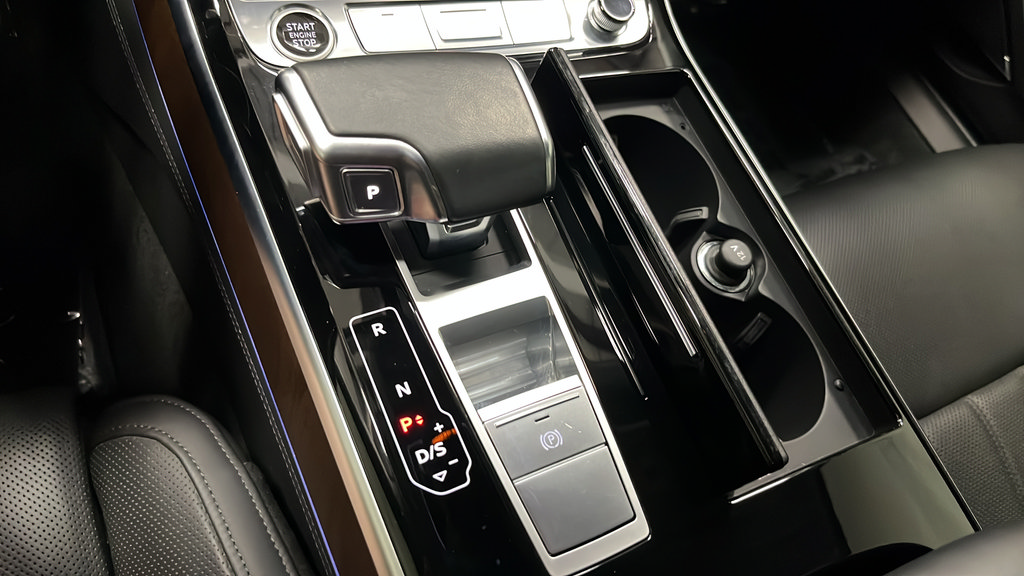 Used 2024 Audi A8 L 3.0T w/ Comfort Plus Package AWD/4WD image 19