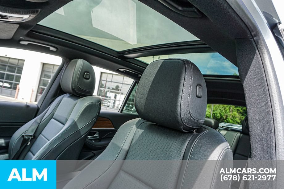 Used 2025 Mercedes-Benz GLE 450e 4MATIC image 17