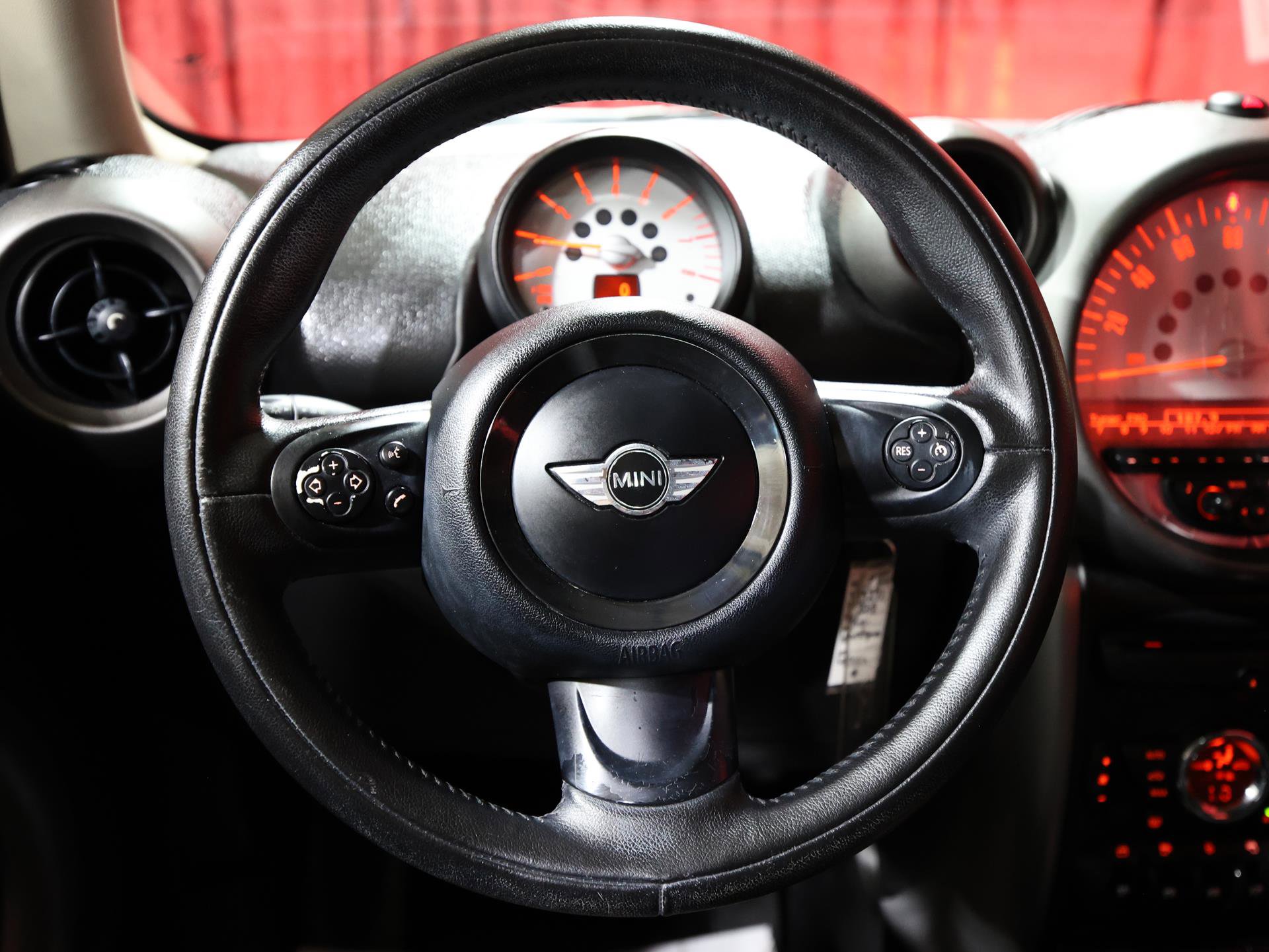 Used 2012 MINI Cooper Countryman FWD image 17