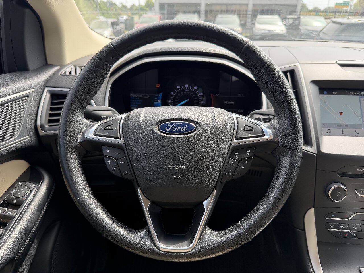Used 2017 Ford Edge SEL w/ Equipment Group 201A FWD image 19