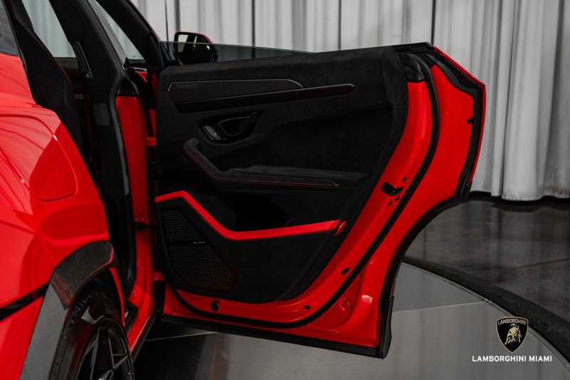 Used 2023 Lamborghini Urus Performante image 57