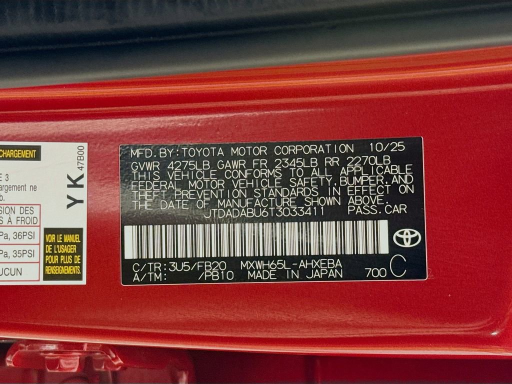 Used 2026 Toyota Prius LE AWD/4WD image 33