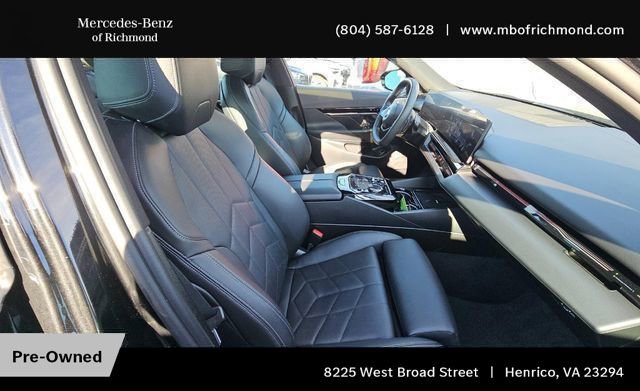 Used 2024 BMW 530i xDrive w/ Convenience Package image 6