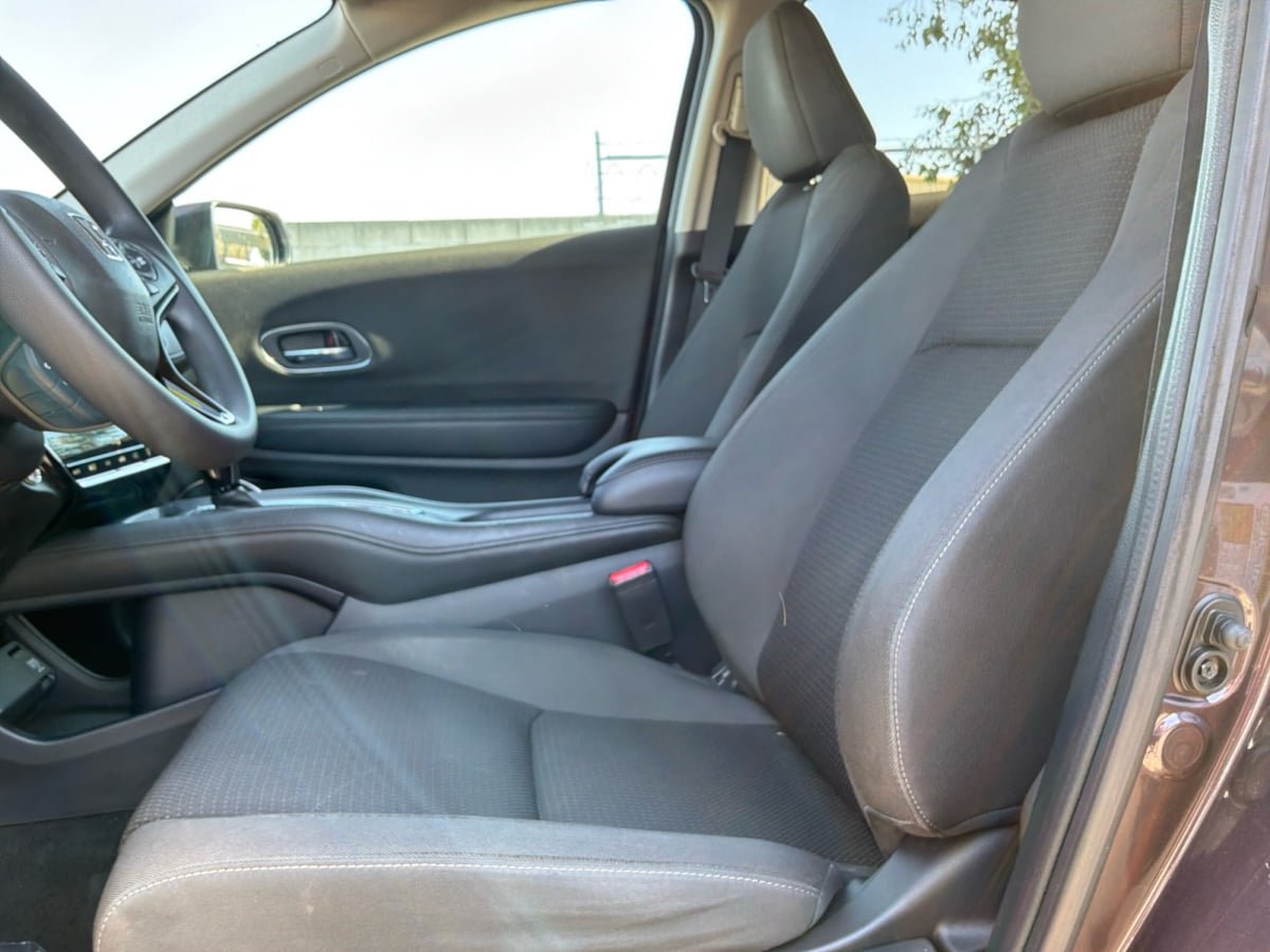 Used 2022 Honda HR-V EX image 17