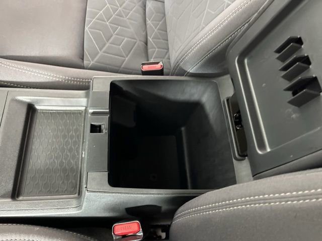 Used 2025 Nissan Frontier SV w/ SV Convenience Package image 29