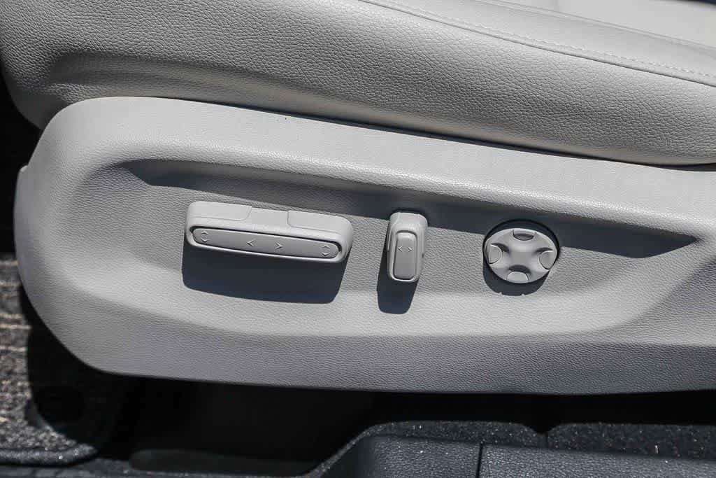 Certified 2026 Honda Odyssey EX-L image 24
