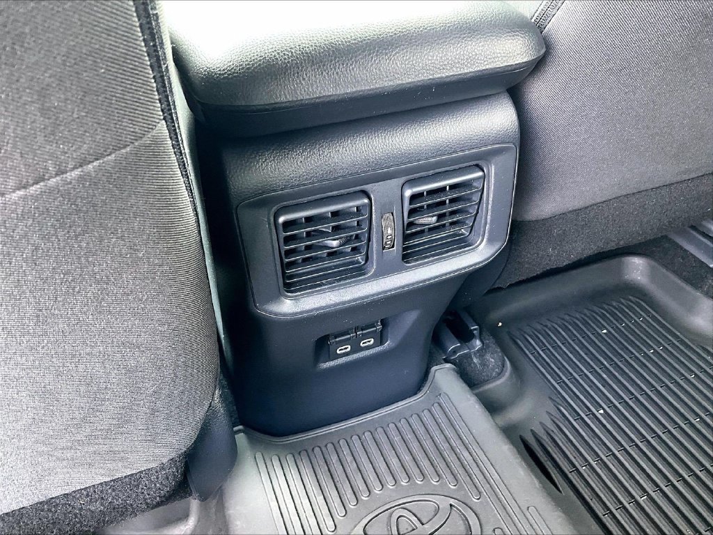 Used 2025 Toyota RAV4 XLE w/ Convenience Package AWD/4WD image 28