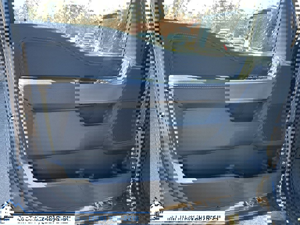 New 2025 Ford F150 XLT w/ Equipment Group 302A MID image 40