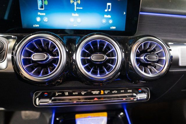 New 2026 Mercedes-Benz GLB 250 4MATIC image 26