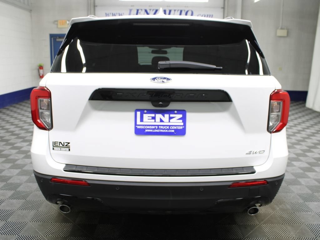 Used 2023 Ford Explorer ST-Line AWD/4WD image 40