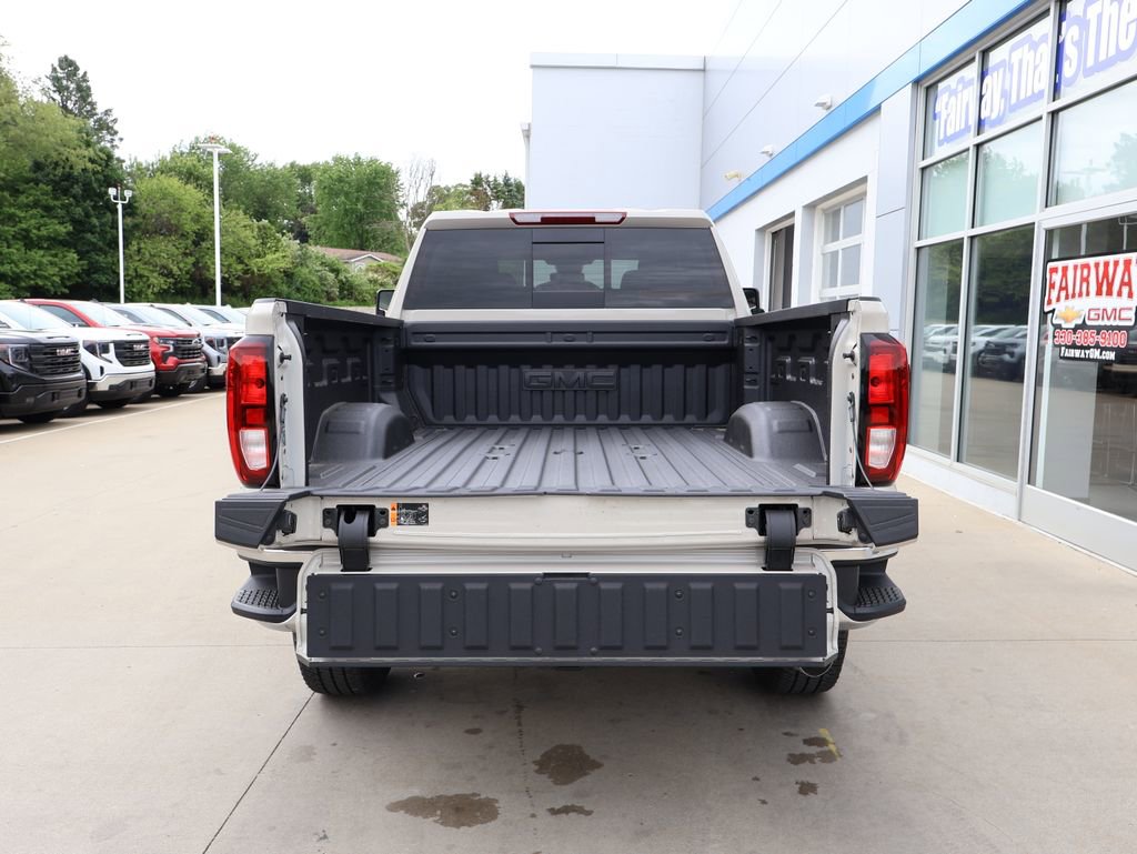 New 2026 GMC Sierra 2500 SLE w/ Max Trailering Package AWD/4WD image 34