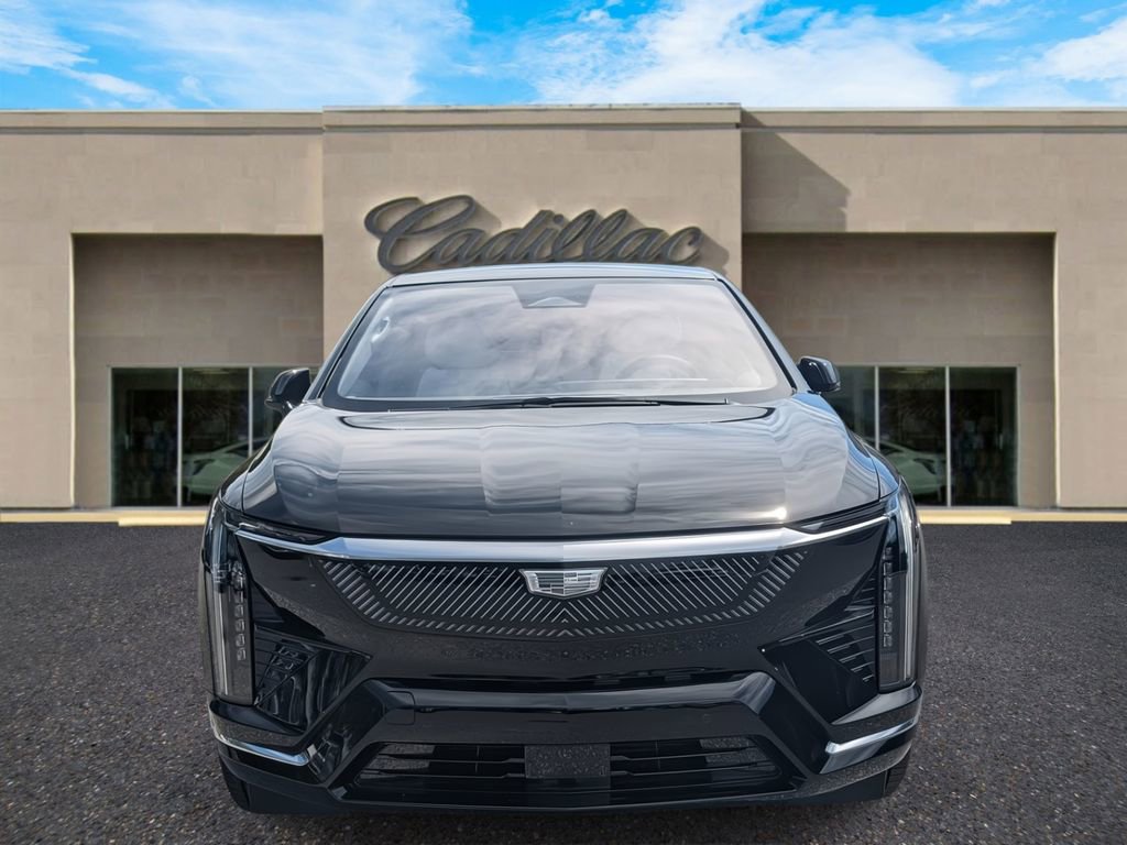 New 2025 Cadillac Optiq Luxury 1 image 8