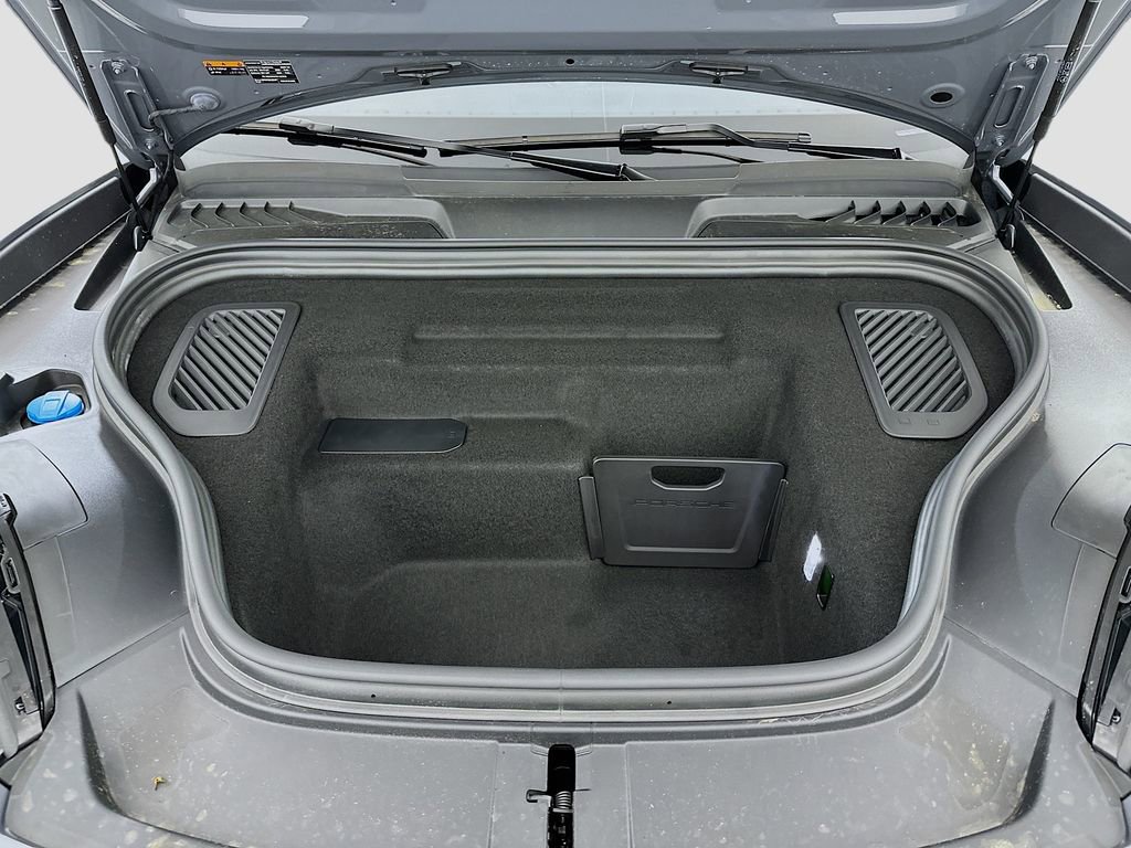 New 2025 Porsche Macan Turbo Electric image 32