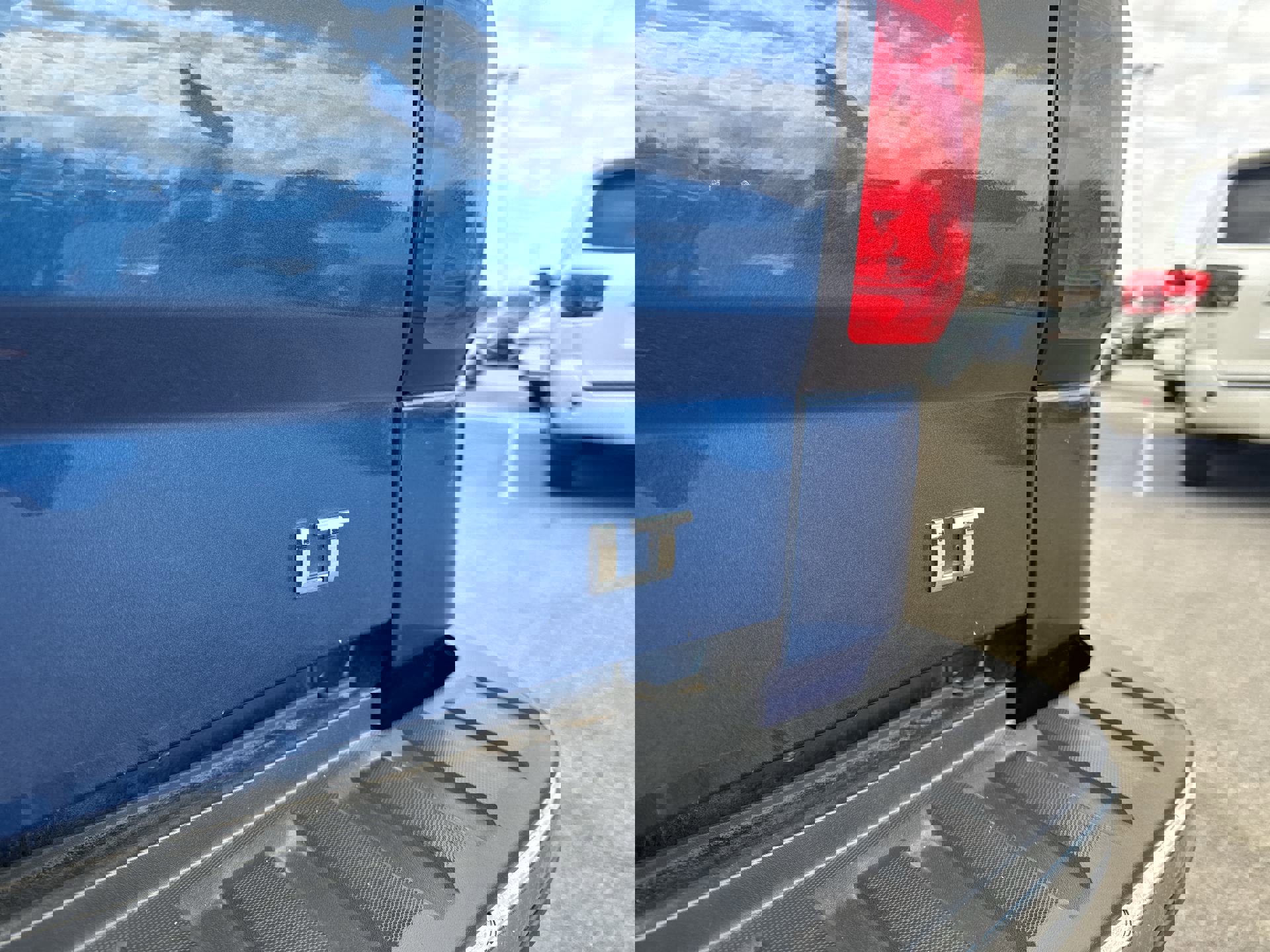 Used 2016 Chevrolet Silverado 1500 LT w/ All Star Edition image 30