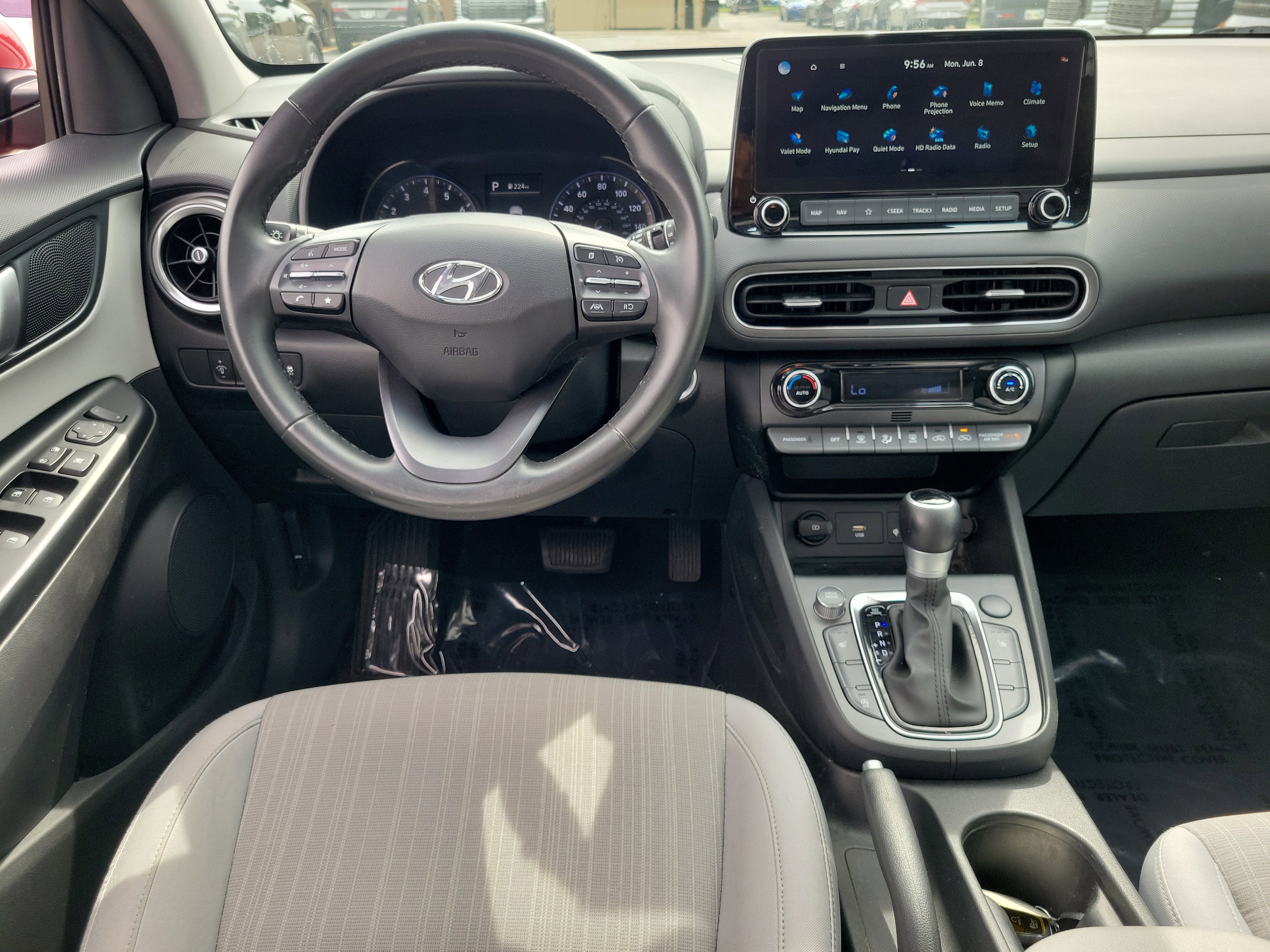 Used 2023 Hyundai Kona SEL w/ Convenience Package FWD image 10