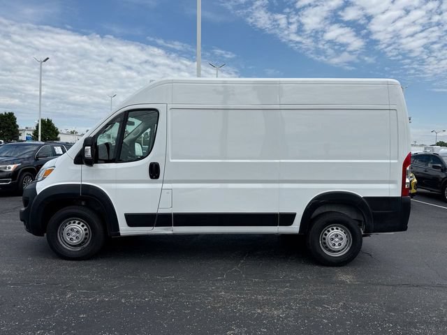 Used 2025 RAM ProMaster 2500 w/ Safety Group FWD image 2