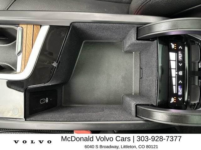 Certified 2025 Volvo XC90 T8 Plus w/ Protection Package Premier AWD/4WD image 20