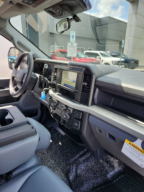 New 2026 Ford F350 XL w/ XL Chrome Package AWD/4WD image 24