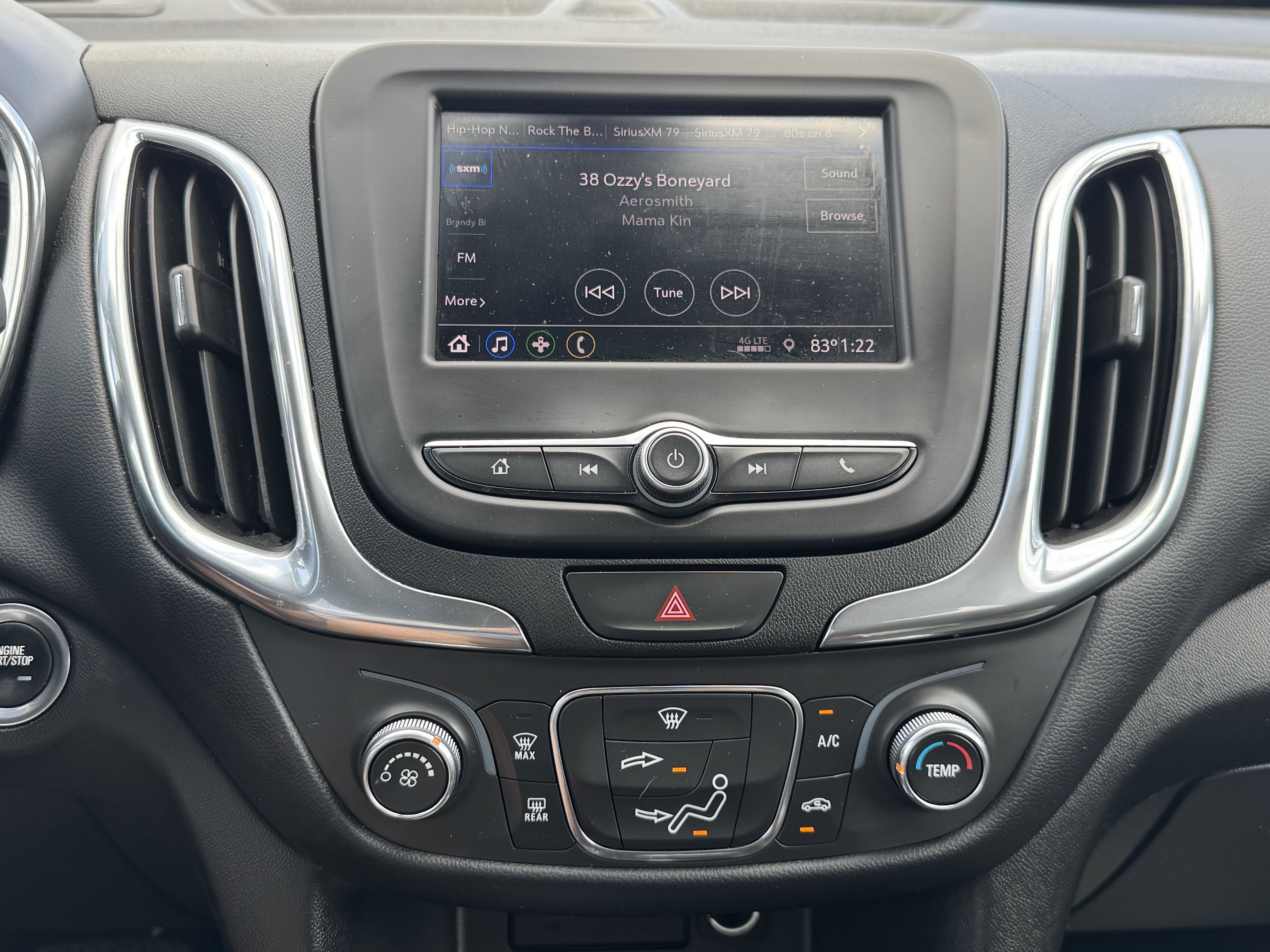 Used 2020 Chevrolet Equinox LT image 24