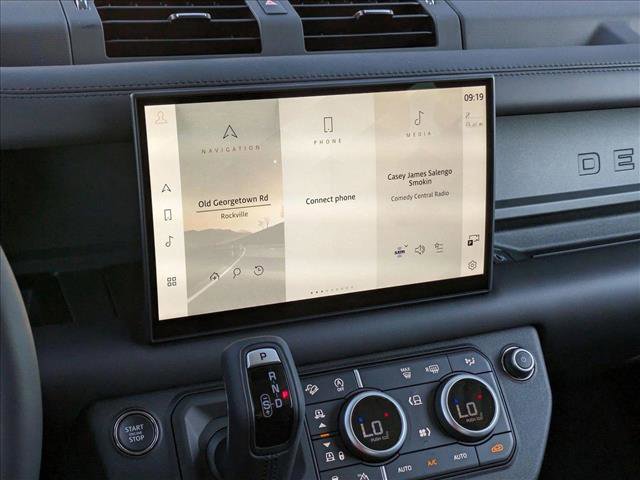 New 2025 Land Rover Defender 130 S image 12